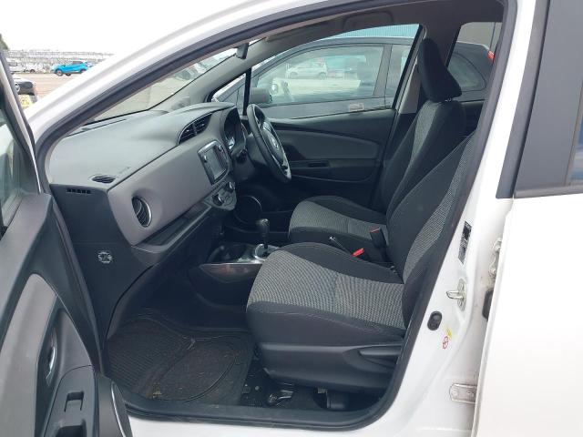 2016 TOYOTA YARIS ICON