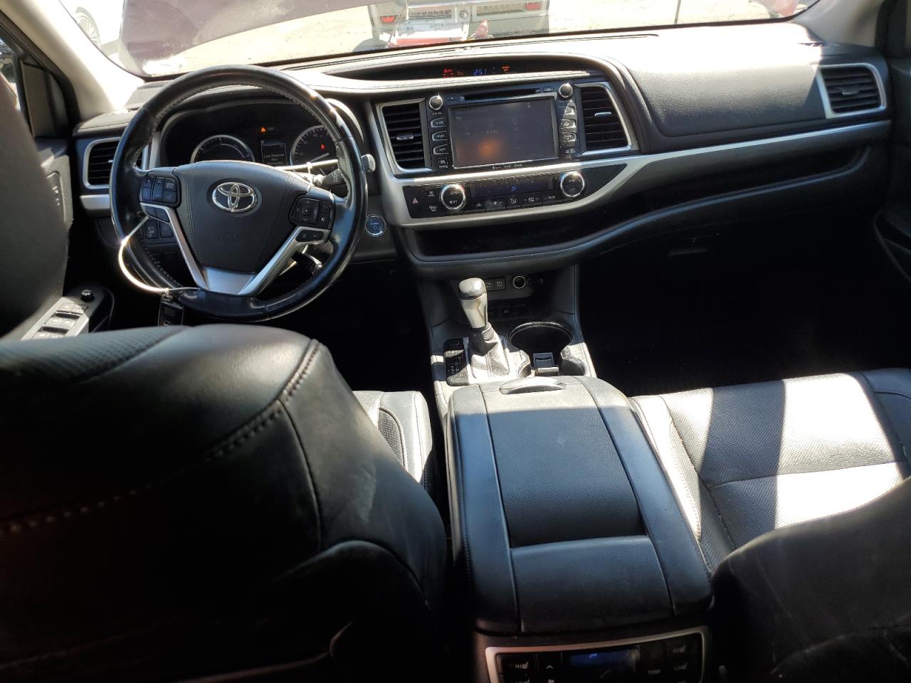 2017 Toyota Highlander Hybrid Limited VIN: 5TDDGRFH8HS029589 Lot: 69418165