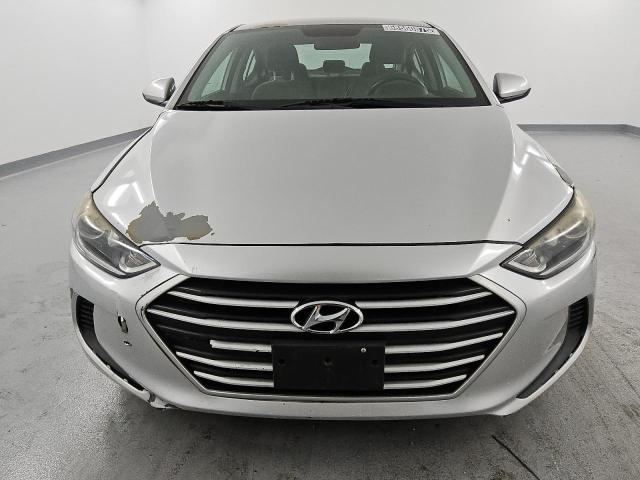  HYUNDAI ELANTRA 2018 Серебристый