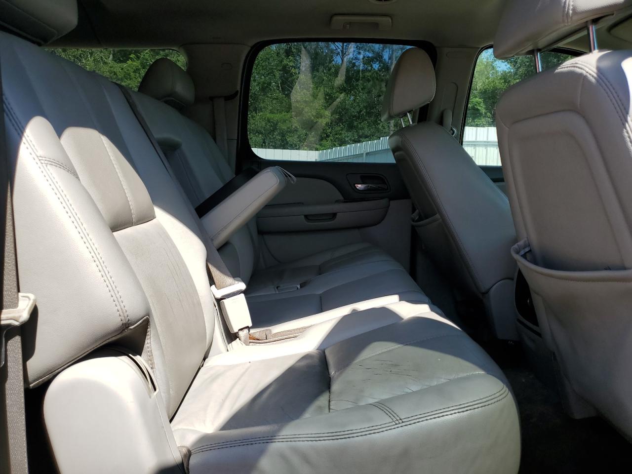 2007 Chevrolet Suburban K1500 VIN: 3GNFK16347G312301 Lot: 69059365