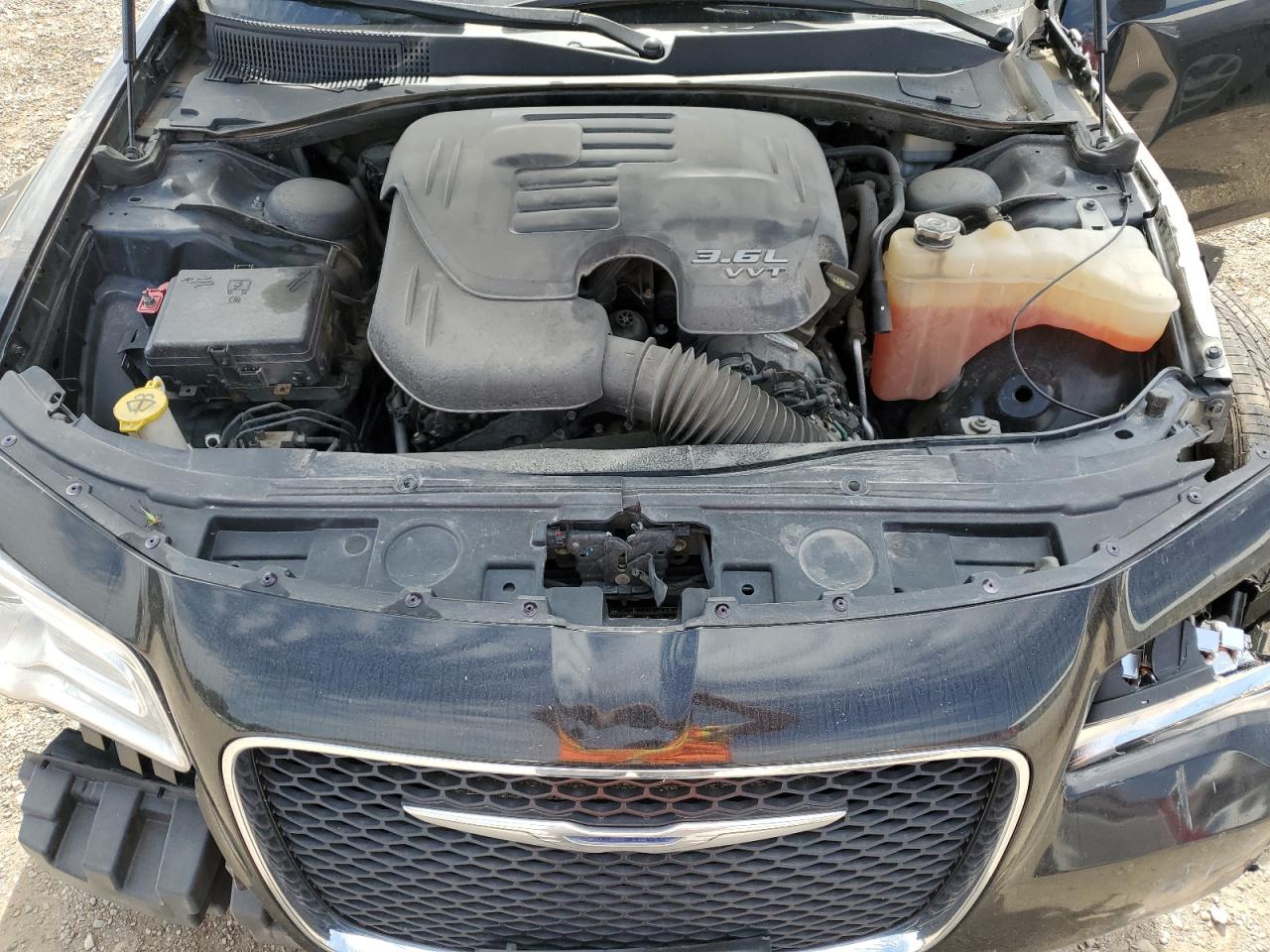 2015 Chrysler 300 Limited VIN: 2C3CCARG6FH757231 Lot: 69957435