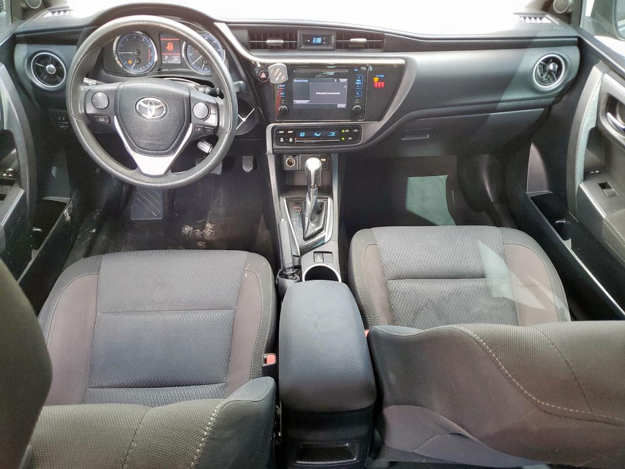 2019 Toyota Corolla L VIN: 2T1BURHE9KC242456 Lot: 70520305