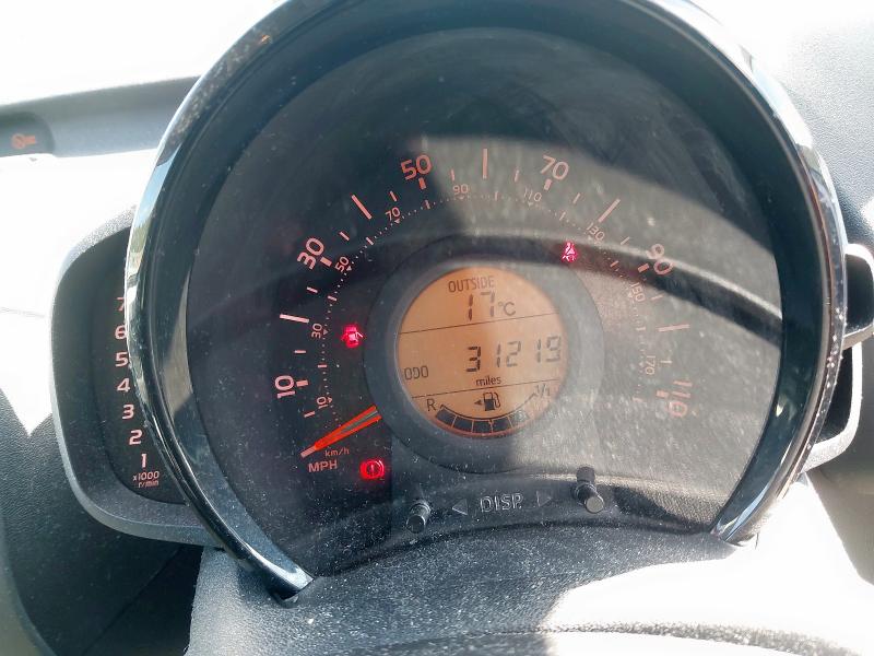 2015 TOYOTA AYGO X-PLAY VVT-I 
