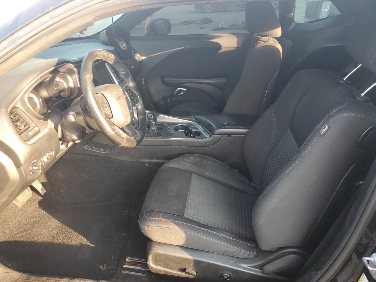 2019 Dodge Challenger Sxt VIN: 2C3CDZAG6KH743928 Lot: 68006045