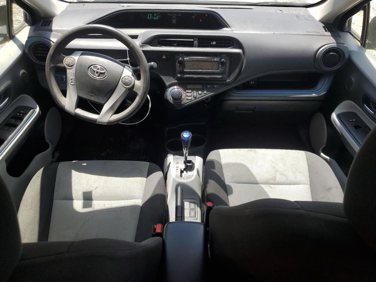 2013 Toyota Prius C VIN: JTDKDTB30D1042142 Lot: 67358805
