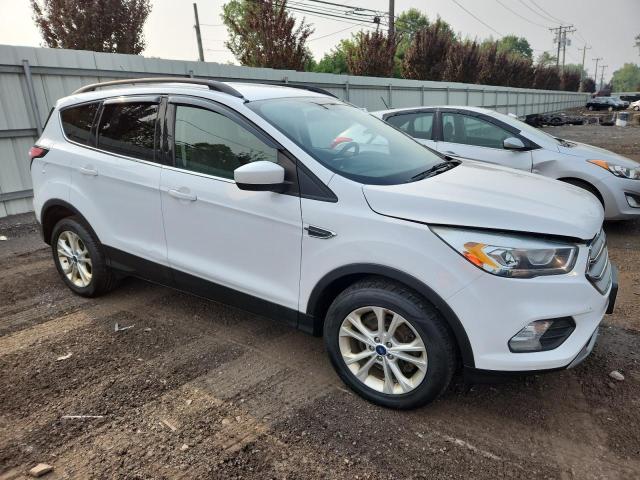 Parquets FORD ESCAPE 2017 Biały