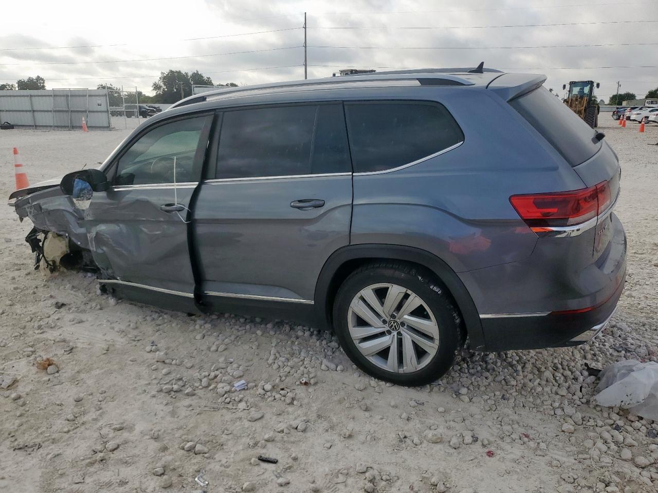 2021 Volkswagen Atlas Sel grey null gas 1V2ER2CA0MC501159 photo #3