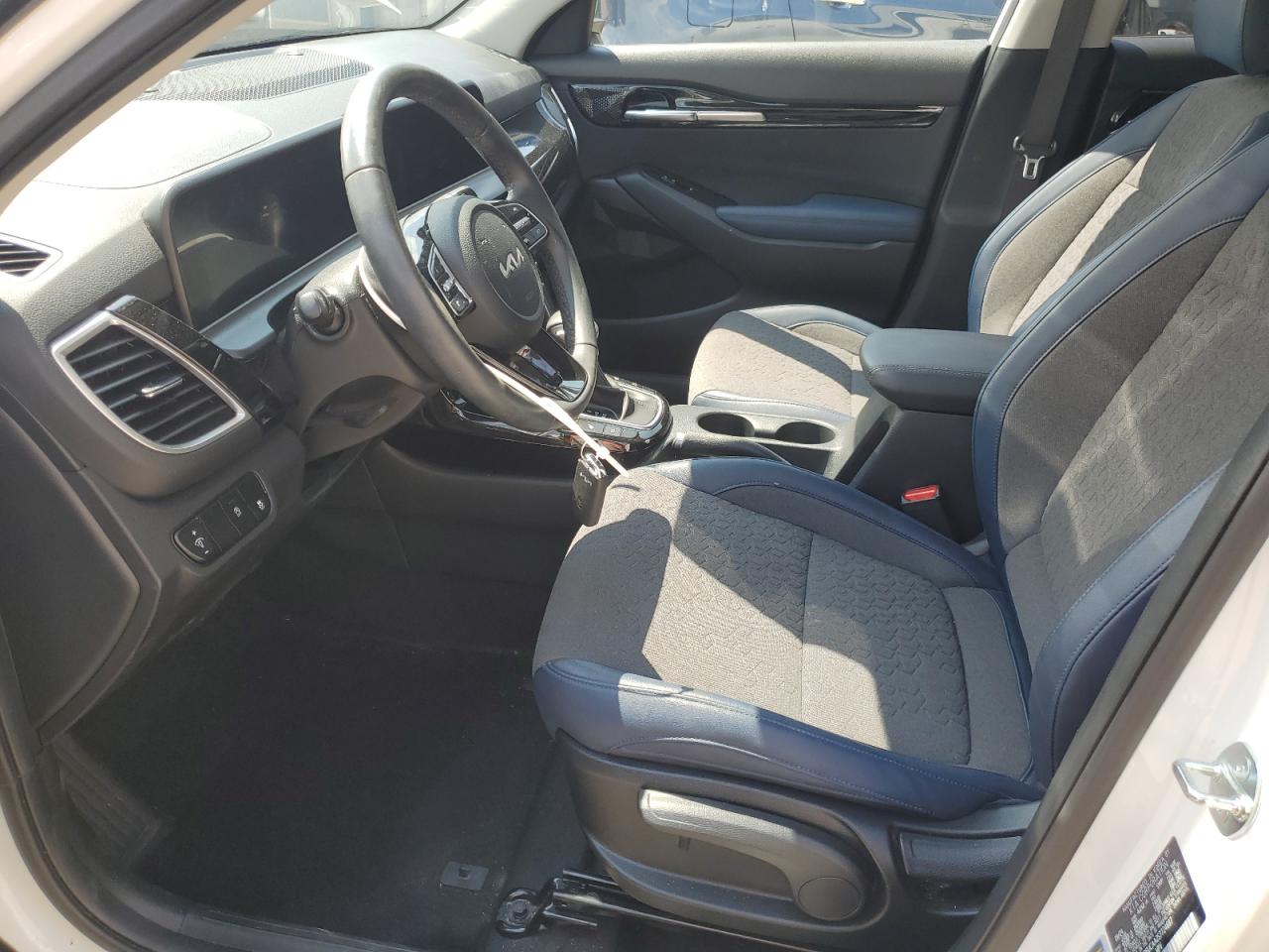 2025 Kia Seltos S VIN: KNDEUCAA2S7724687 Lot: 68750545
