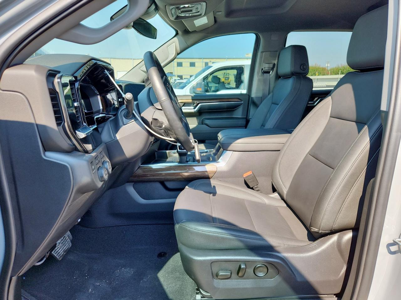 2024 Chevrolet Silverado K1500 Lt Trail Boss VIN: 3GCUDFE88RG284025 Lot: 67587795