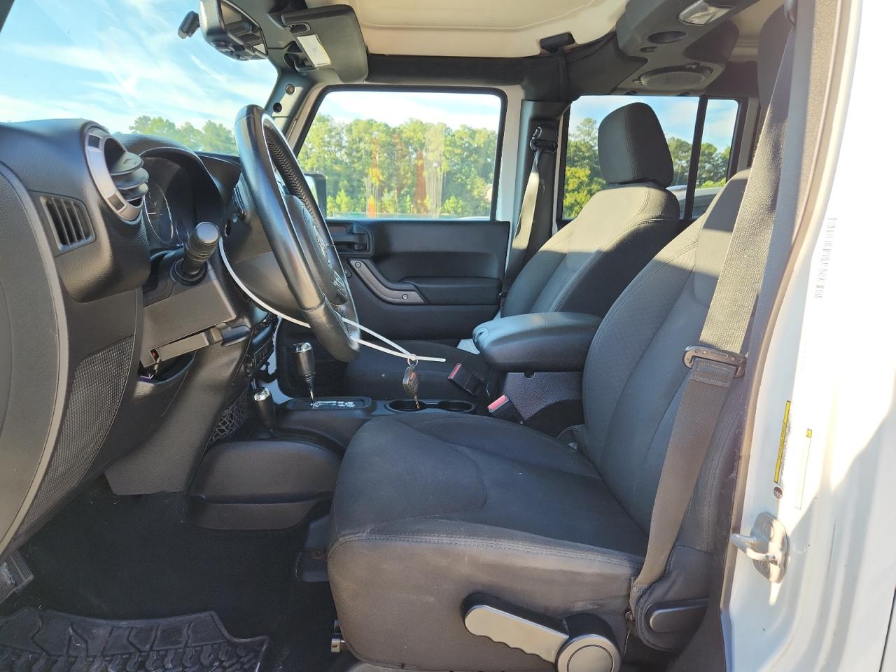 2013 Jeep Wrangler Unlimited Sport VIN: 1C4BJWDG9DL659005 Lot: 67616195