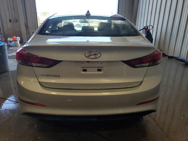  HYUNDAI ELANTRA 2017 Белы