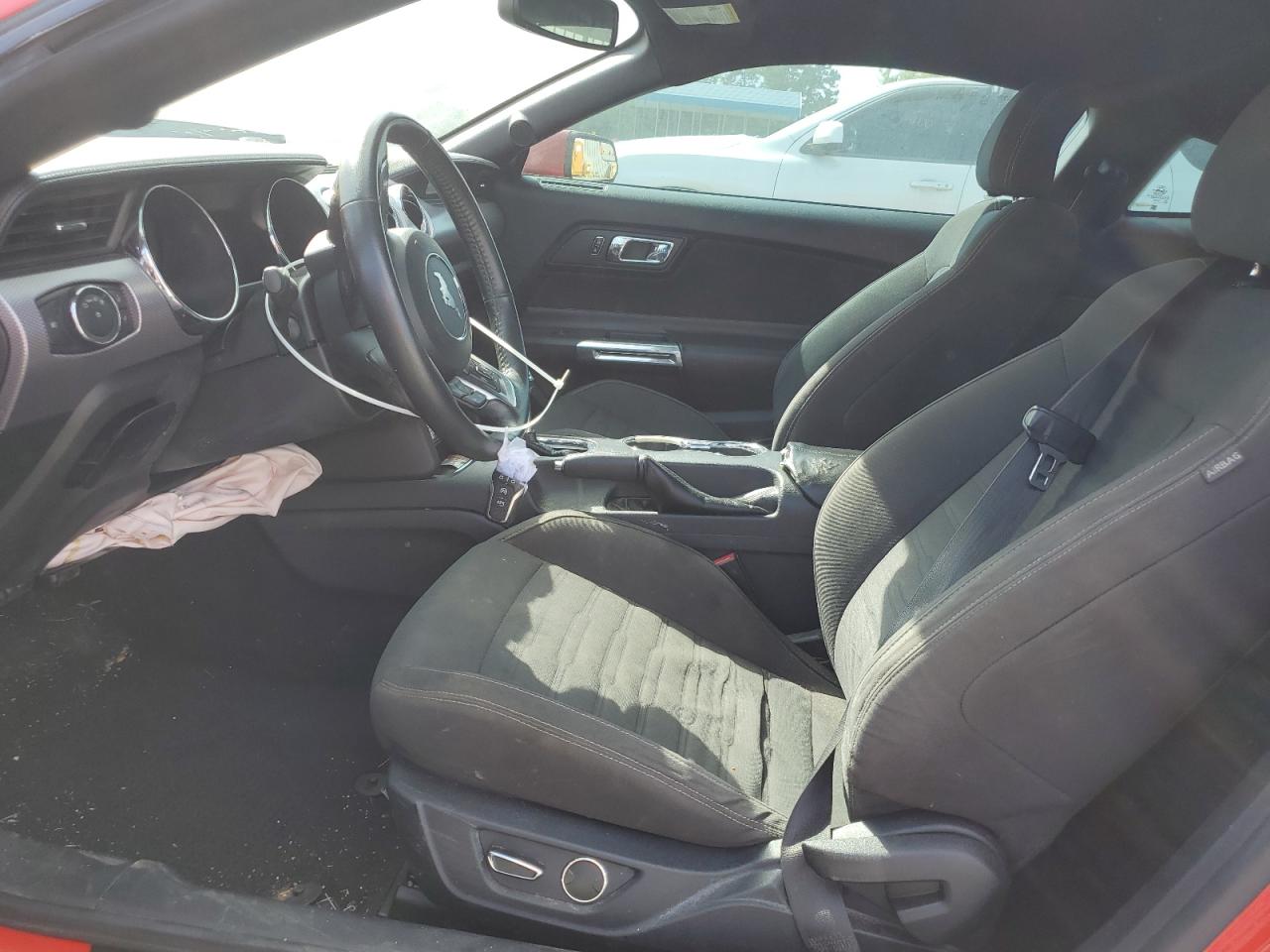 2016 Ford Mustang VIN: 1FA6P8TH7G5268861 Lot: 70697895