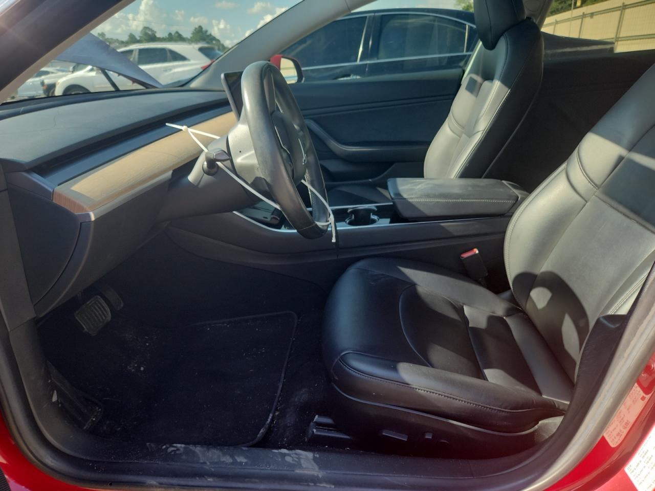 2018 Tesla Model 3 VIN: 5YJ3E1EAXJF008941 Lot: 67779425