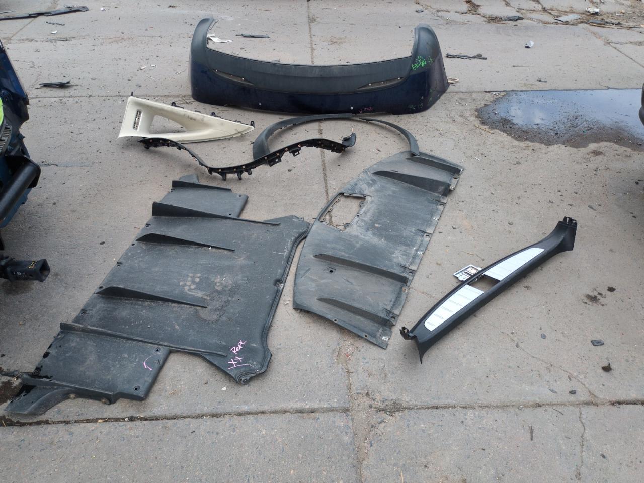 2018 Tesla Model X VIN: 5YJXCAE2XJF090976 Lot: 67480915