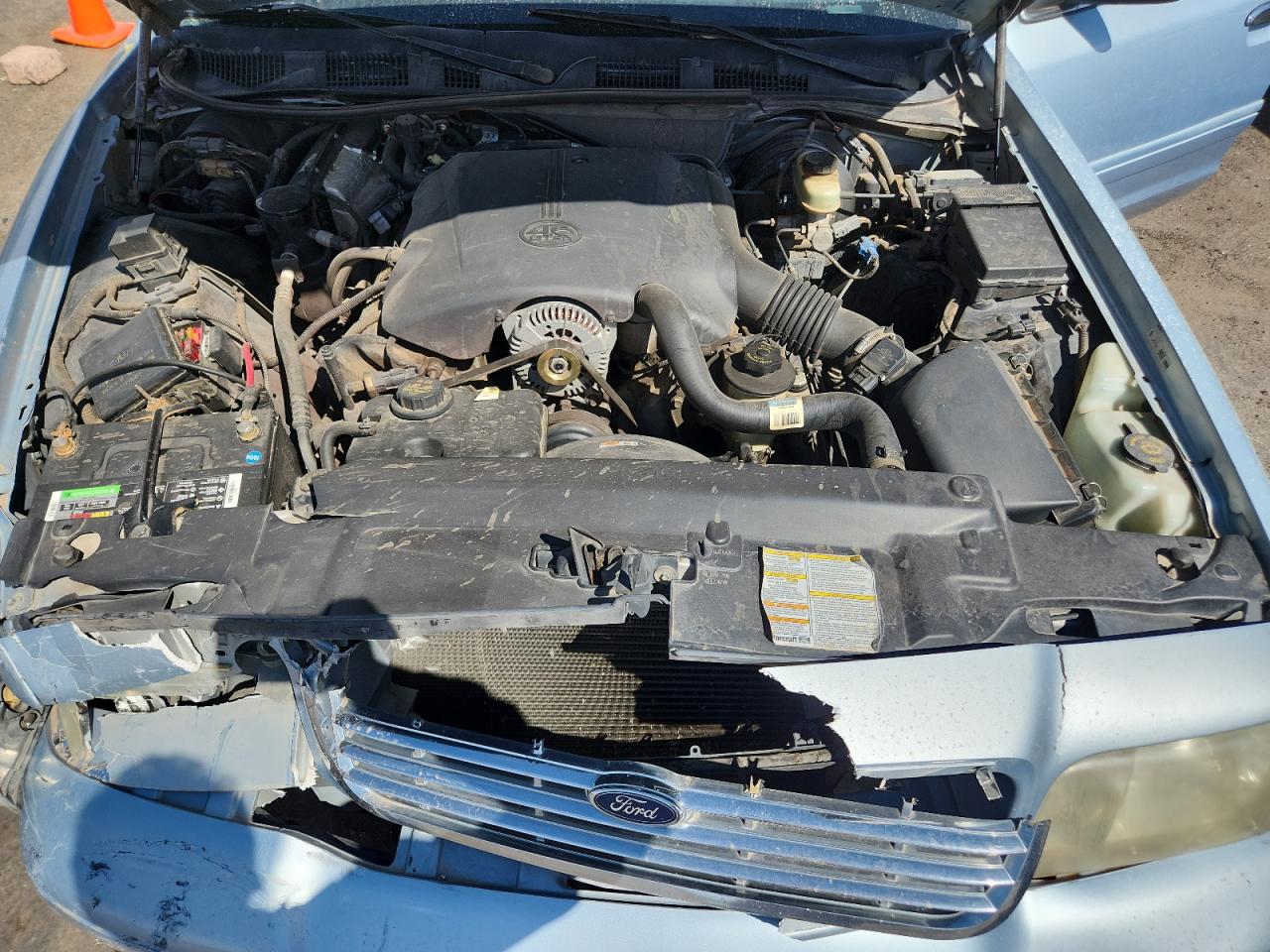 2000 Ford Crown Victoria VIN: 2FAFP73W4YX126069 Lot: 69283845