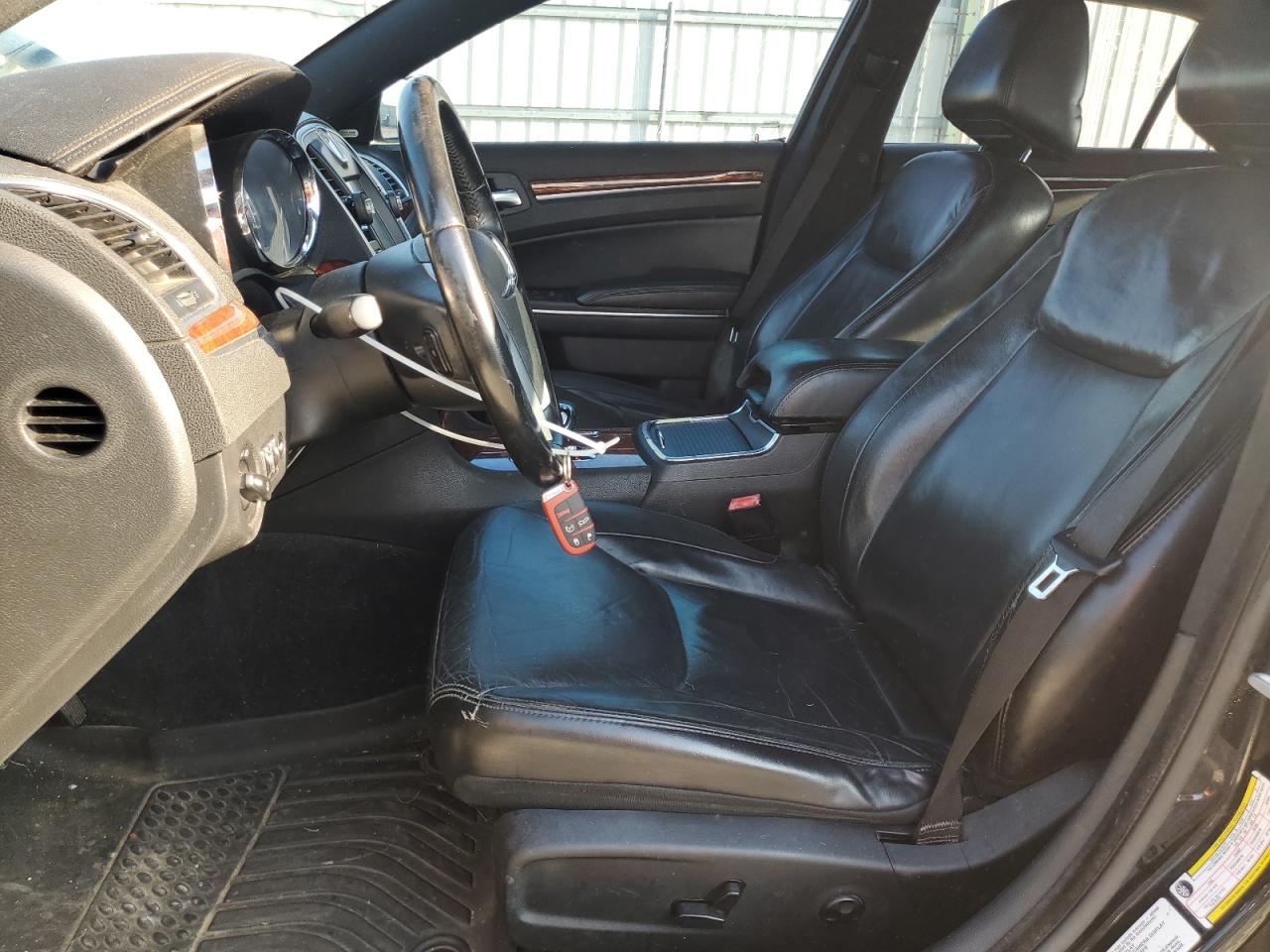 2012 Chrysler 300 Limited VIN: 2C3CCACG0CH173301 Lot: 68076615