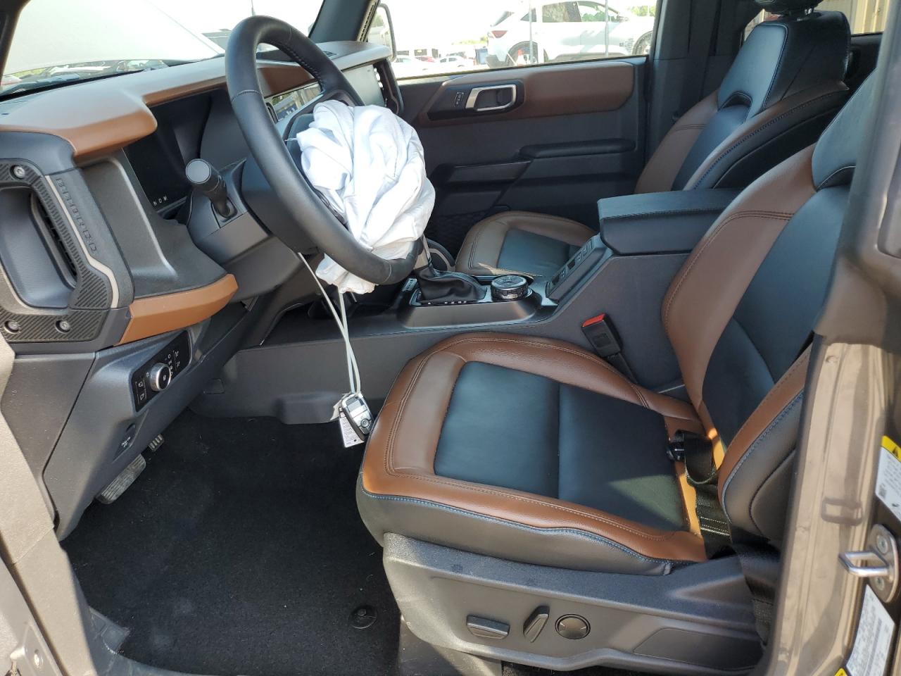 2024 Ford Bronco Outer Banks VIN: 1FMDE8BH8RLB15537 Lot: 68865365