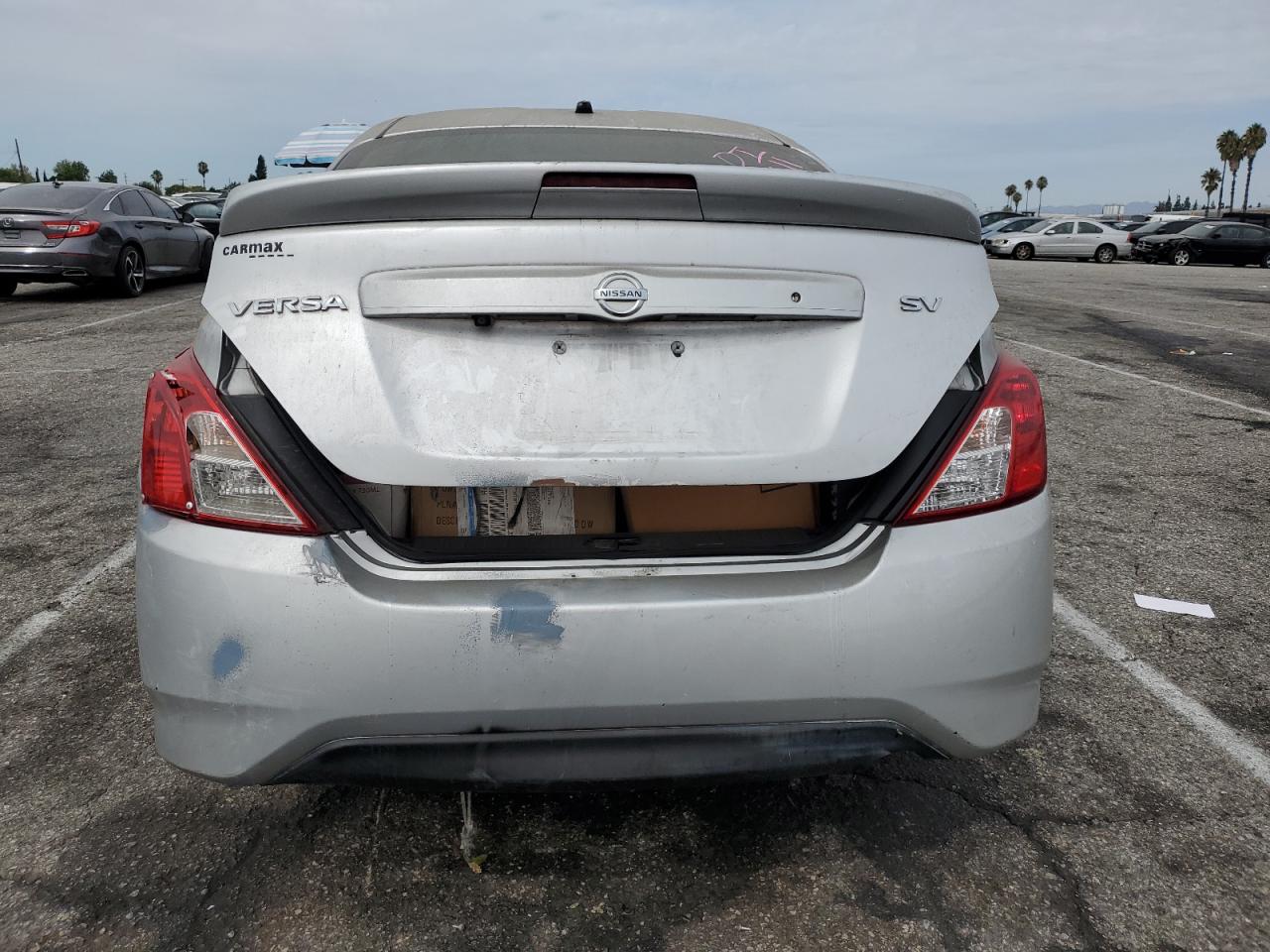 2018 Nissan Versa S VIN: 3N1CN7AP6JL884293 Lot: 70685465