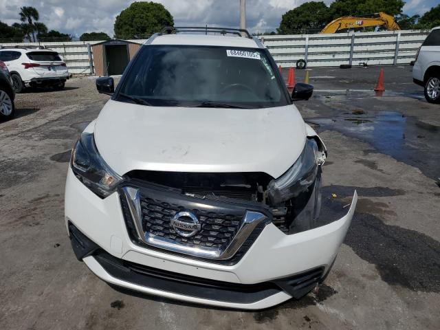  NISSAN KICKS 2018 Biały