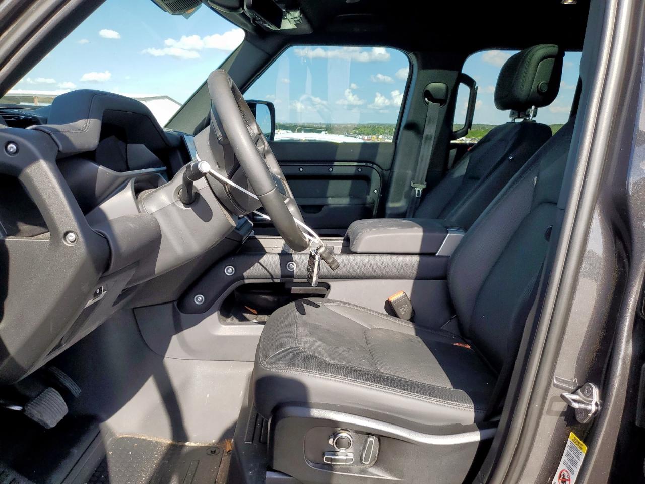 2024 Land Rover Defender 130 Outbound VIN: SALEWFEUXR2256997 Lot: 68169715