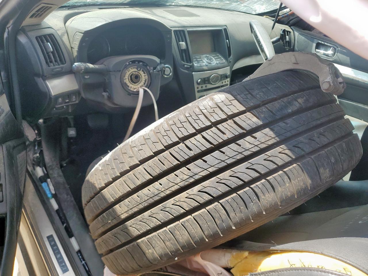 2014 Infiniti Q60 Journey VIN: JN1CV6EK5EM113666 Lot: 70412805