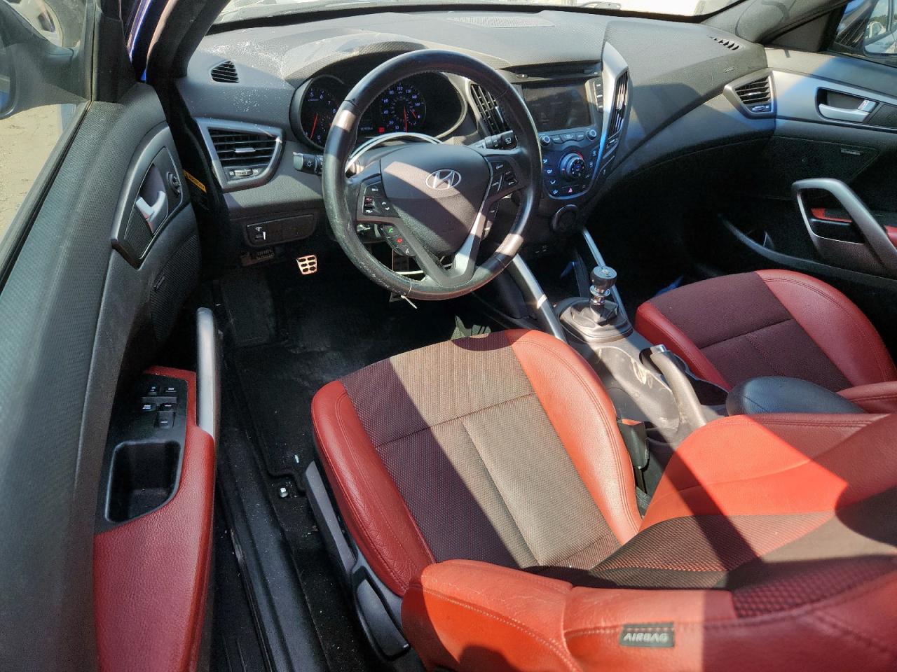 2016 Hyundai Veloster Turbo VIN: KMHTC6AE7GU269497 Lot: 69617475