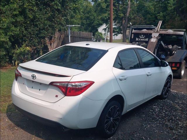Sedans TOYOTA COROLLA 2016 Biały