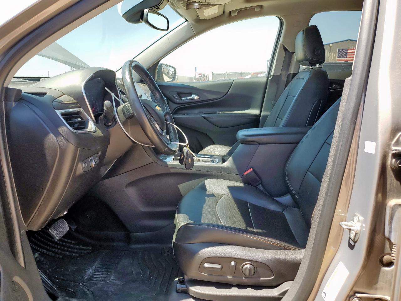 2019 Chevrolet Equinox Premier VIN: 3GNAXYEX5KS563665 Lot: 70213655