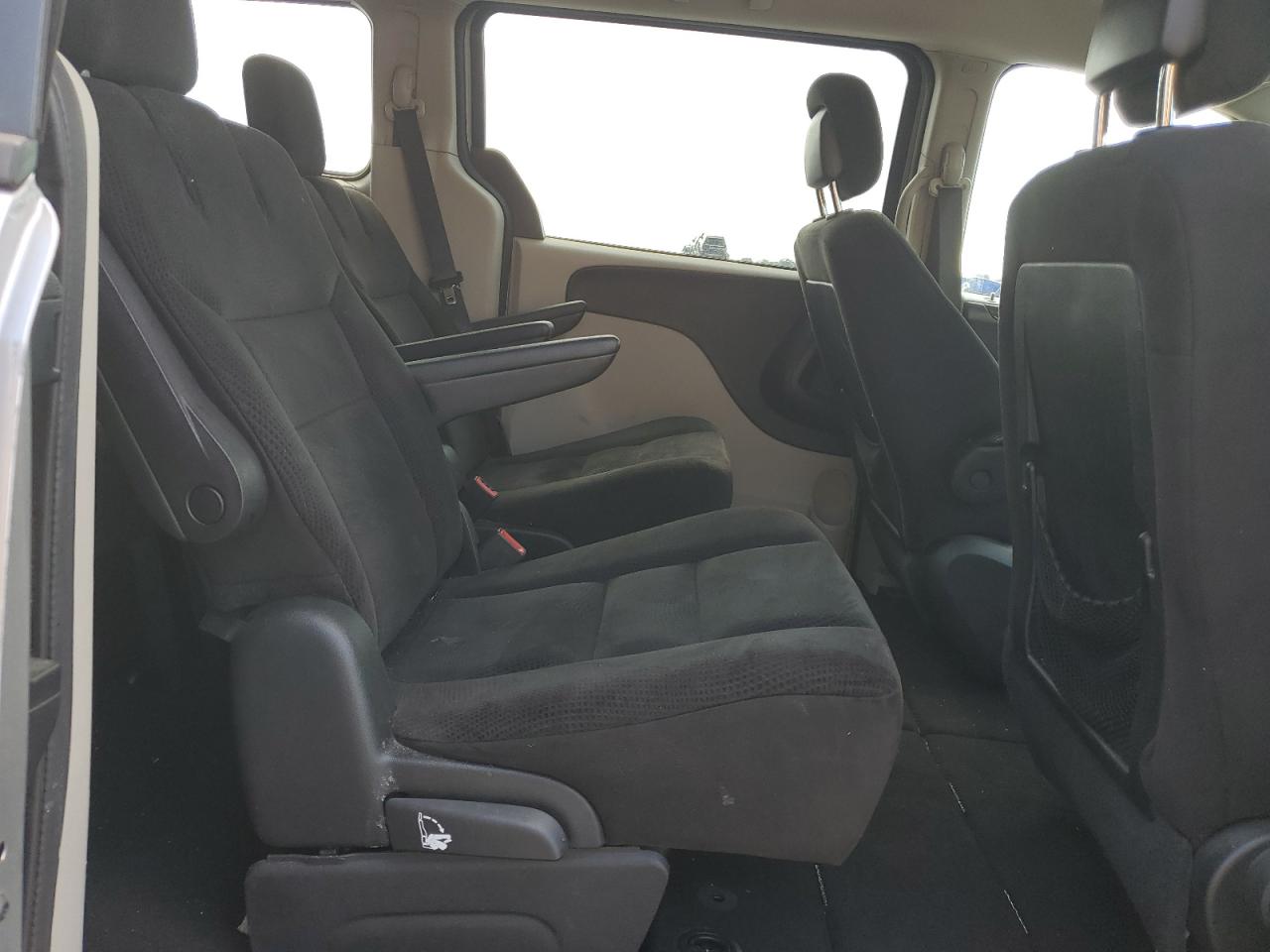 2016 Dodge Grand Caravan Se VIN: 2C4RDGBGXGR335541 Lot: 68684855