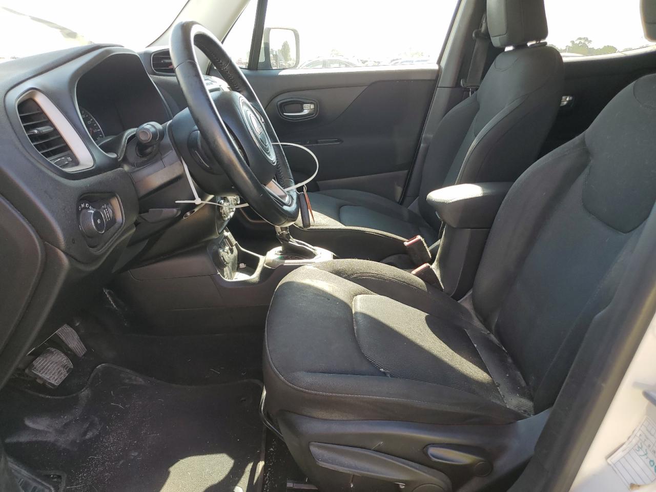 2016 Jeep Renegade Latitude VIN: ZACCJBBT4GPD04272 Lot: 67995225