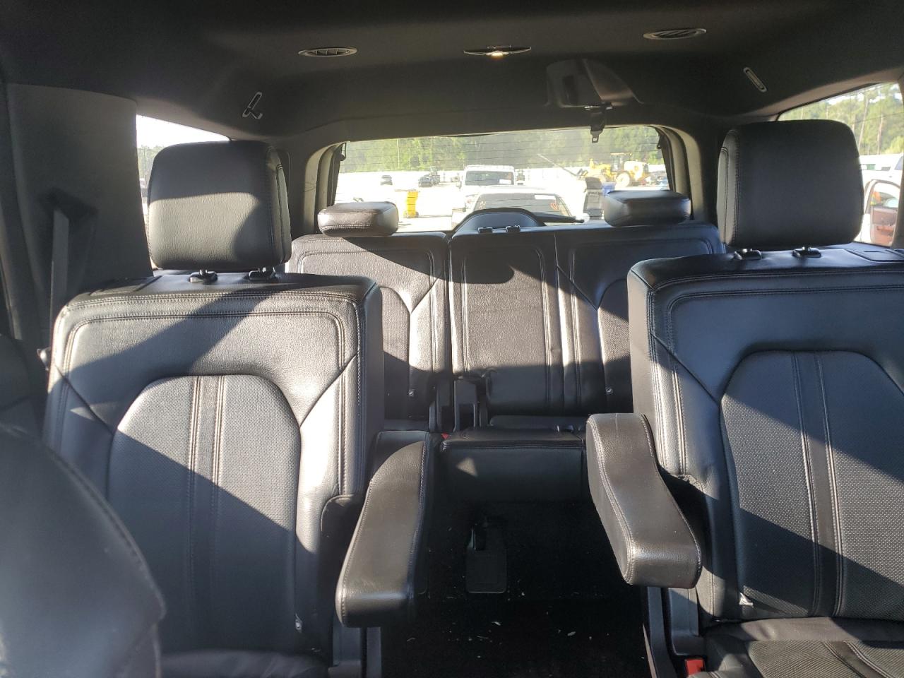 2020 Ford Expedition Limited VIN: 1FMJU1KTXLEA81761 Lot: 70489515