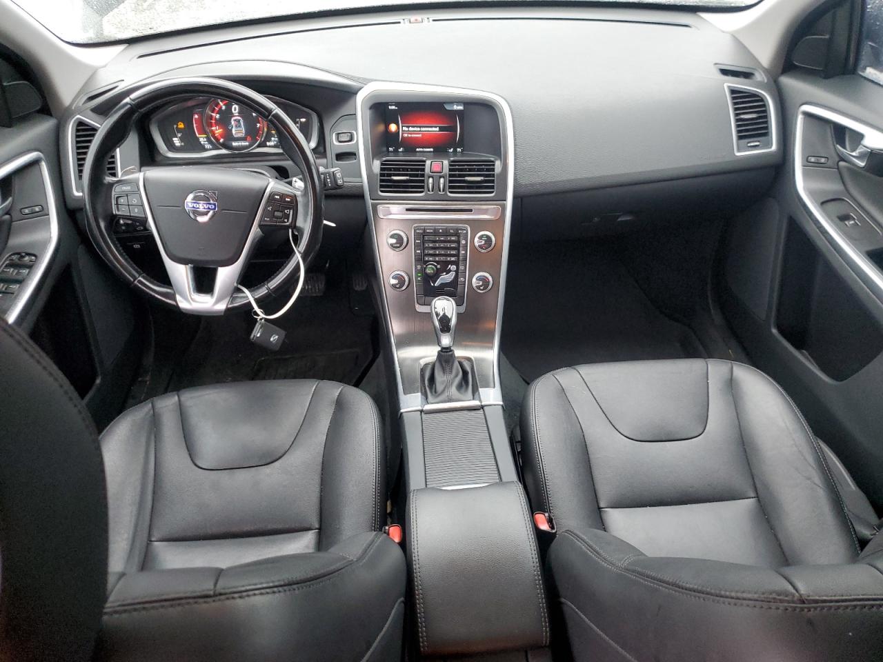 2015 Volvo Xc60 T6 Premier VIN: YV4902RK8F2762011 Lot: 70096965