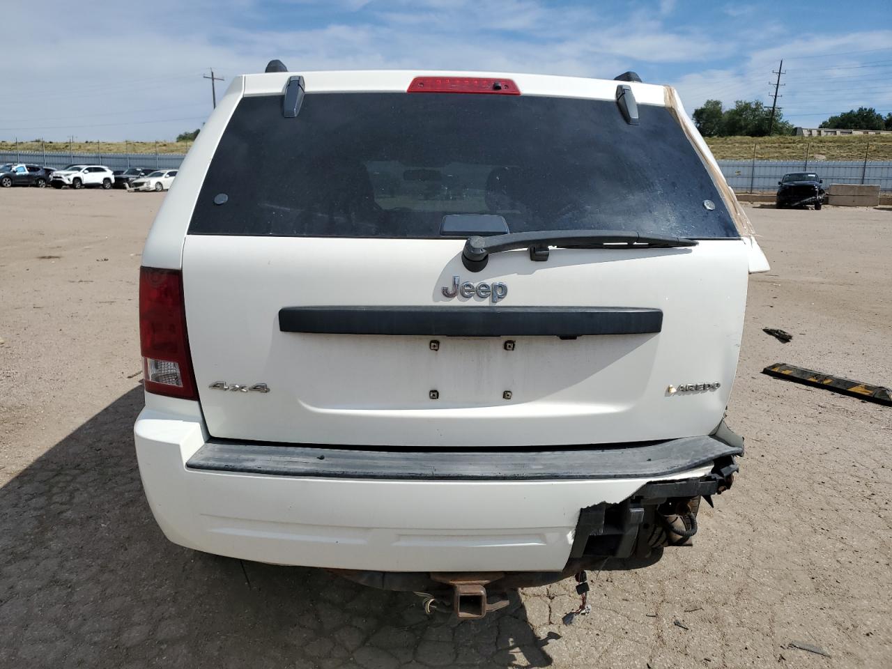 1J4GR48K15C680430 2005 Jeep Grand Cherokee Laredo