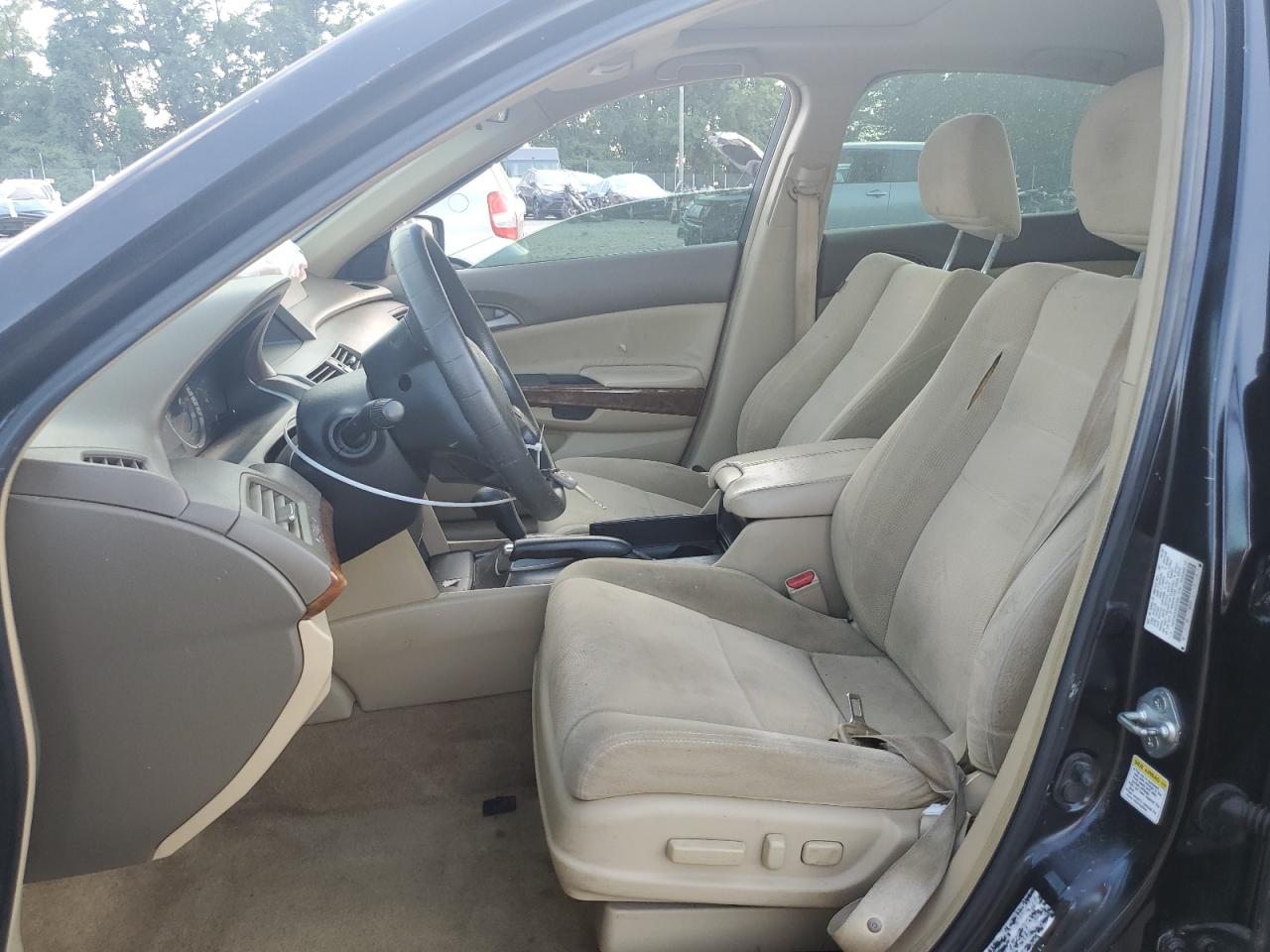 2009 Honda Accord Ex VIN: 1HGCP26749A027042 Lot: 68302865