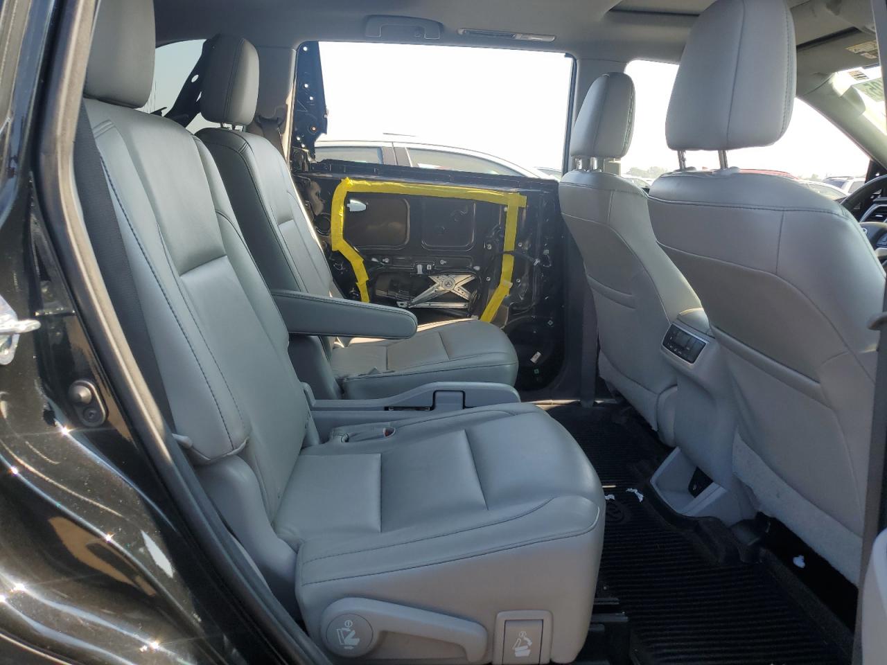 2015 Toyota Highlander Xle VIN: 5TDJKRFH8FS166546 Lot: 65978105