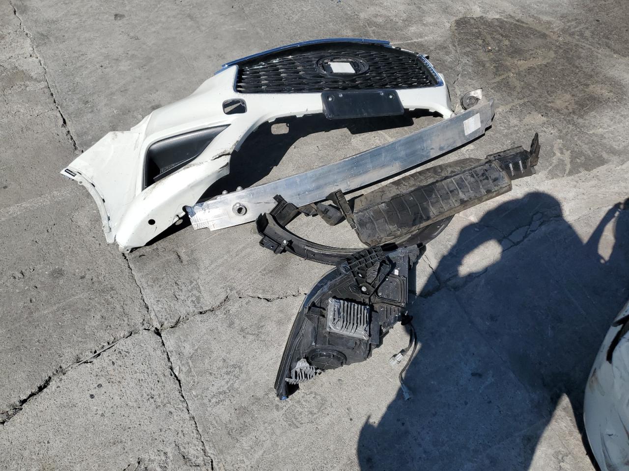 2018 Infiniti Qx30 Pure VIN: SJKCH5CP3JA003561 Lot: 69224005