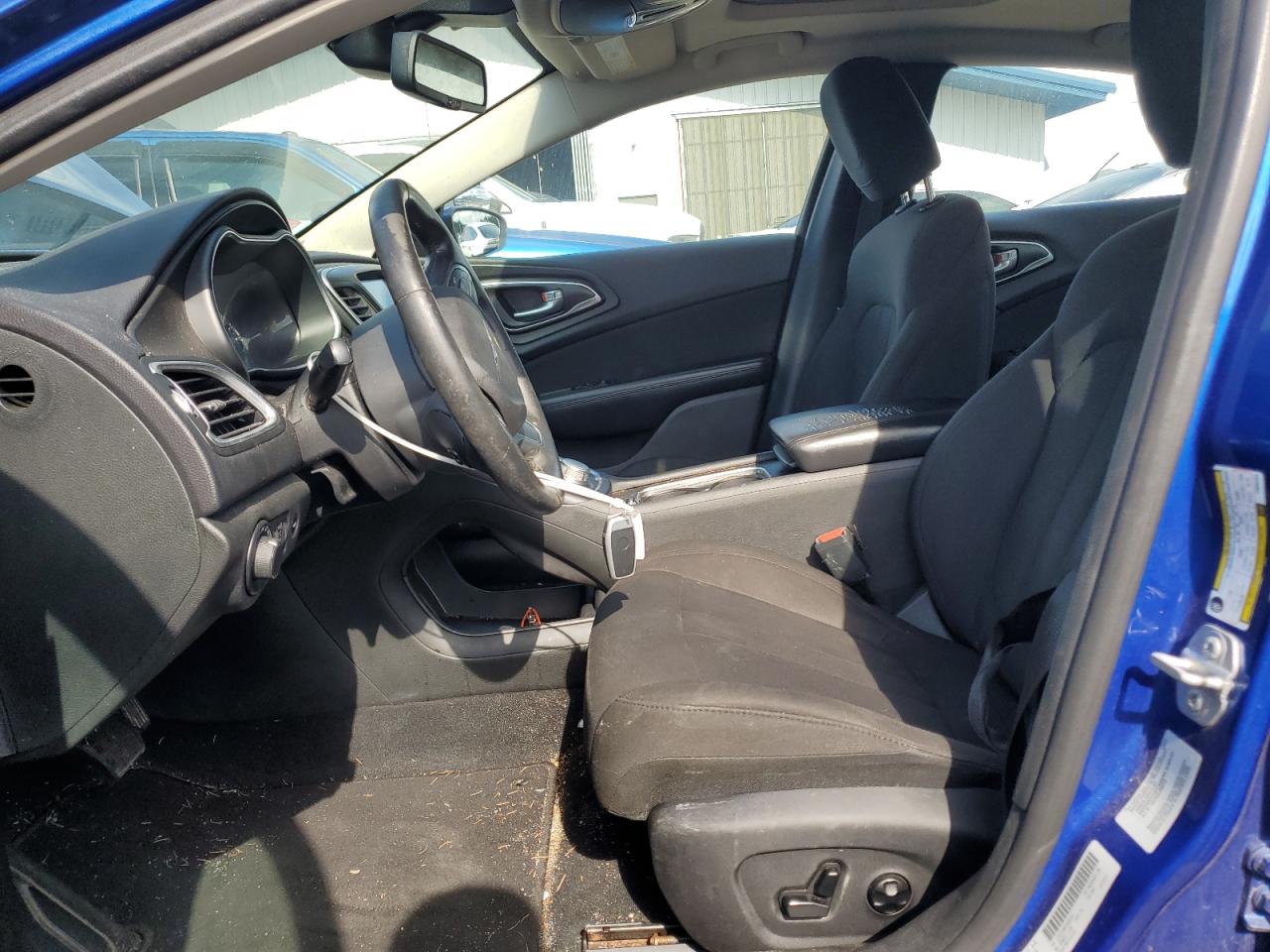 2015 Chrysler 200 Limited VIN: 1C3CCCAB8FN682244 Lot: 70884705