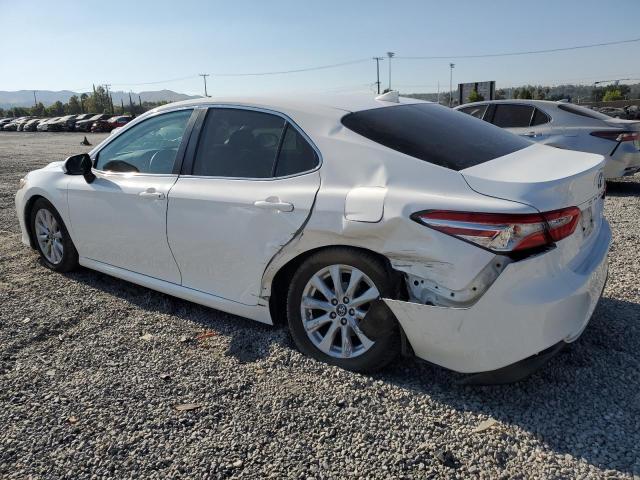  TOYOTA CAMRY 2019 Белы