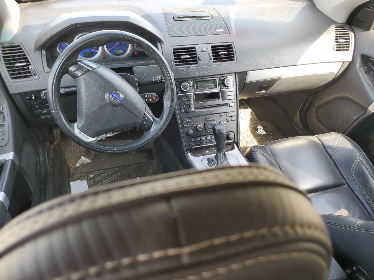 2014 Volvo Xc90 R Design VIN: YV4952CT7E1692122 Lot: 69143995