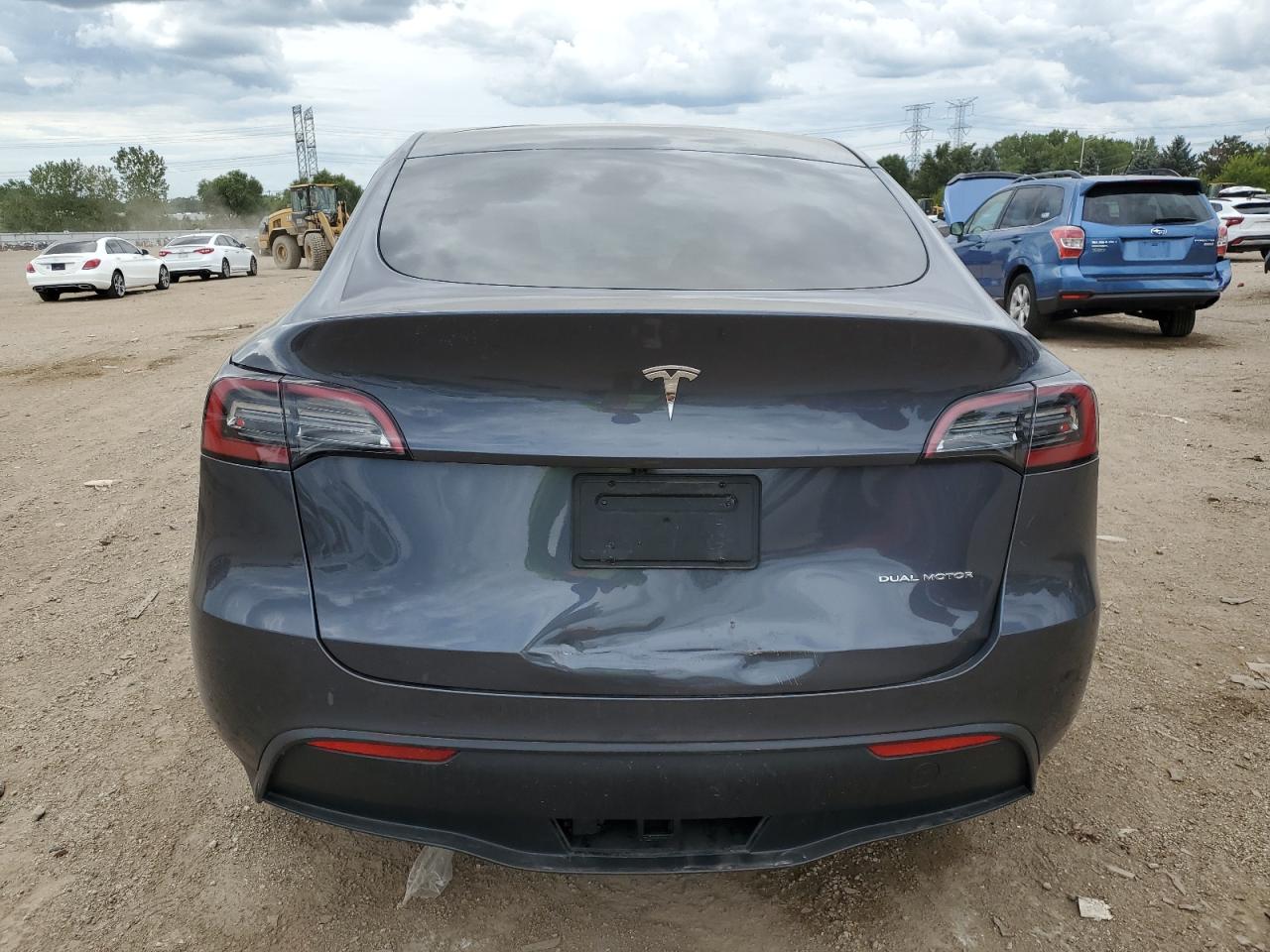 2023 Tesla Model Y VIN: 7SAYGDEE7PF752951 Lot: 70363285