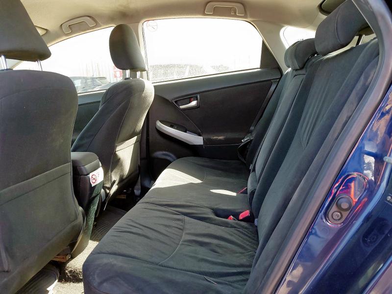 2013 TOYOTA PRIUS T3