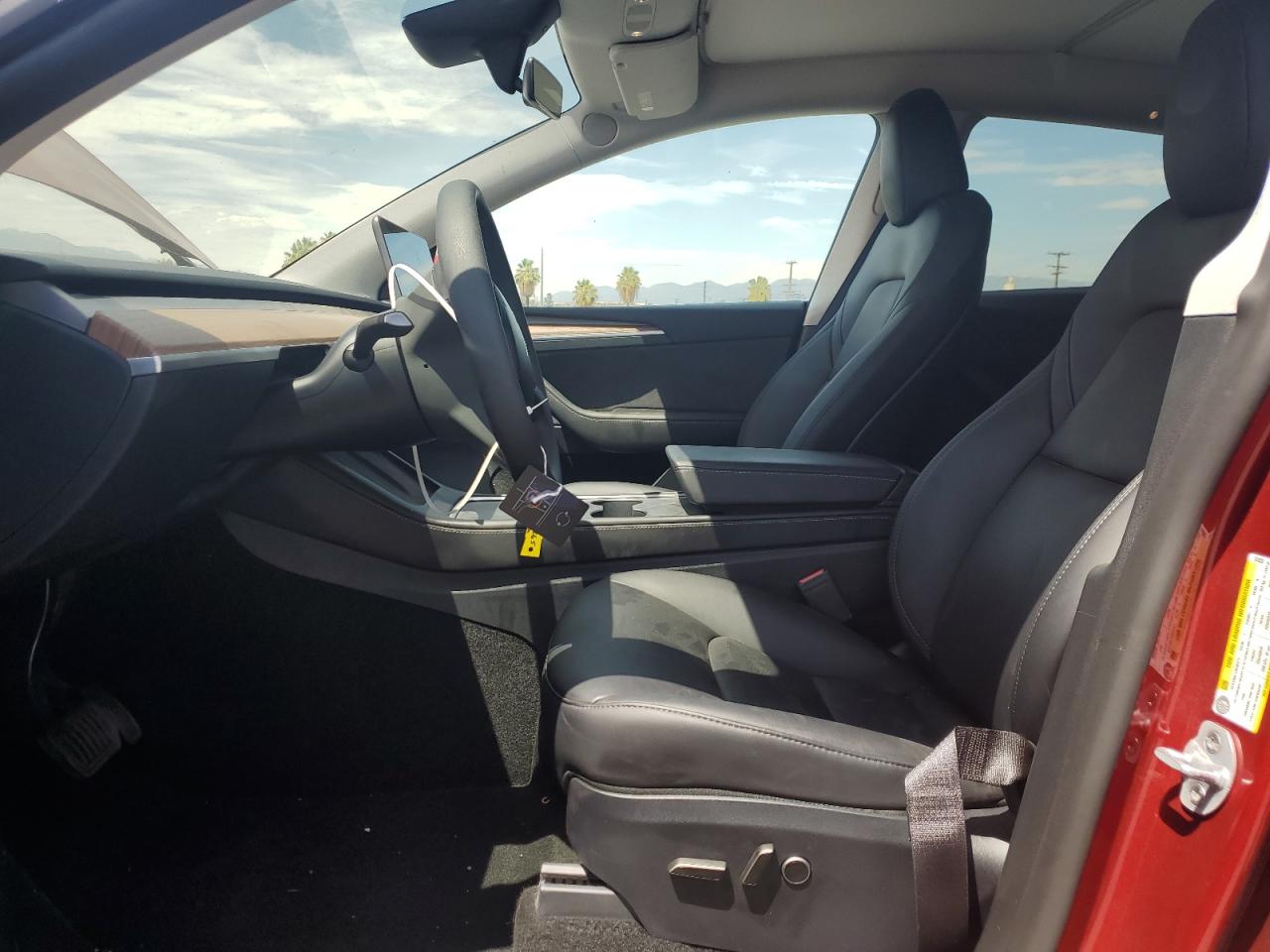 2024 Tesla Model Y VIN: 7SAYGAEE8RF074826 Lot: 69955265