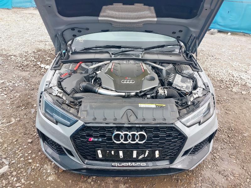 2018 AUDI RS 4 CARBO