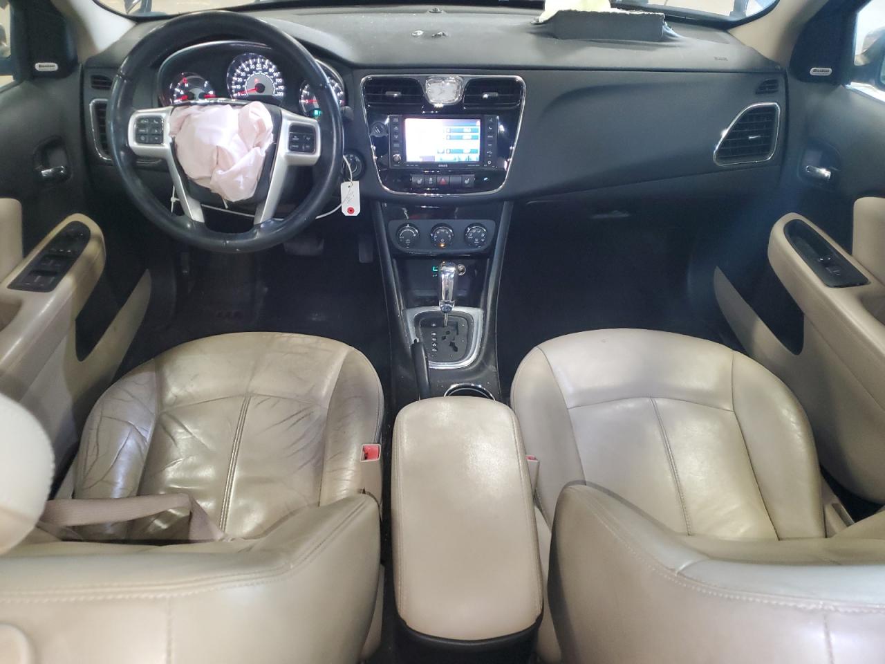 2013 Chrysler 200 Limited VIN: 1C3CCBCG7DN690089 Lot: 70388625