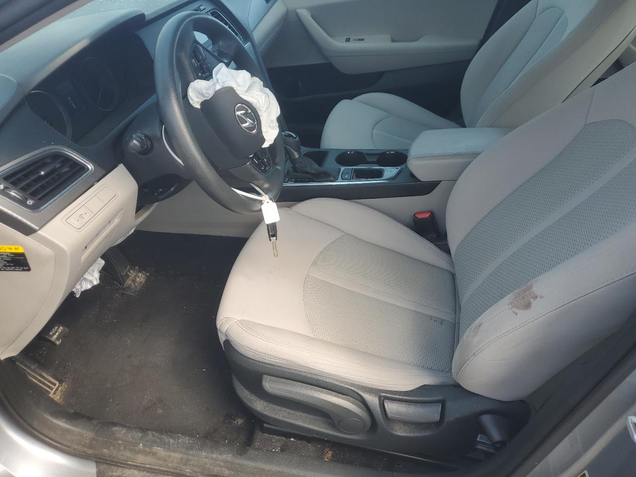 2015 Hyundai Sonata Se VIN: 5NPE24AF7FH004326 Lot: 70027335