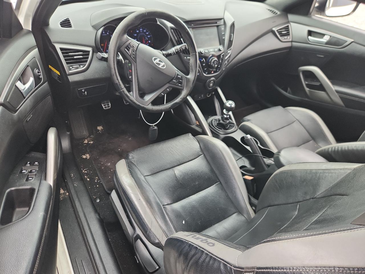 2016 Hyundai Veloster Turbo VIN: KMHTC6AEXGU285211 Lot: 70170535