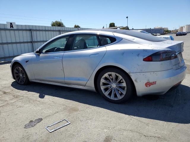  TESLA MODEL S 2018 Srebrny