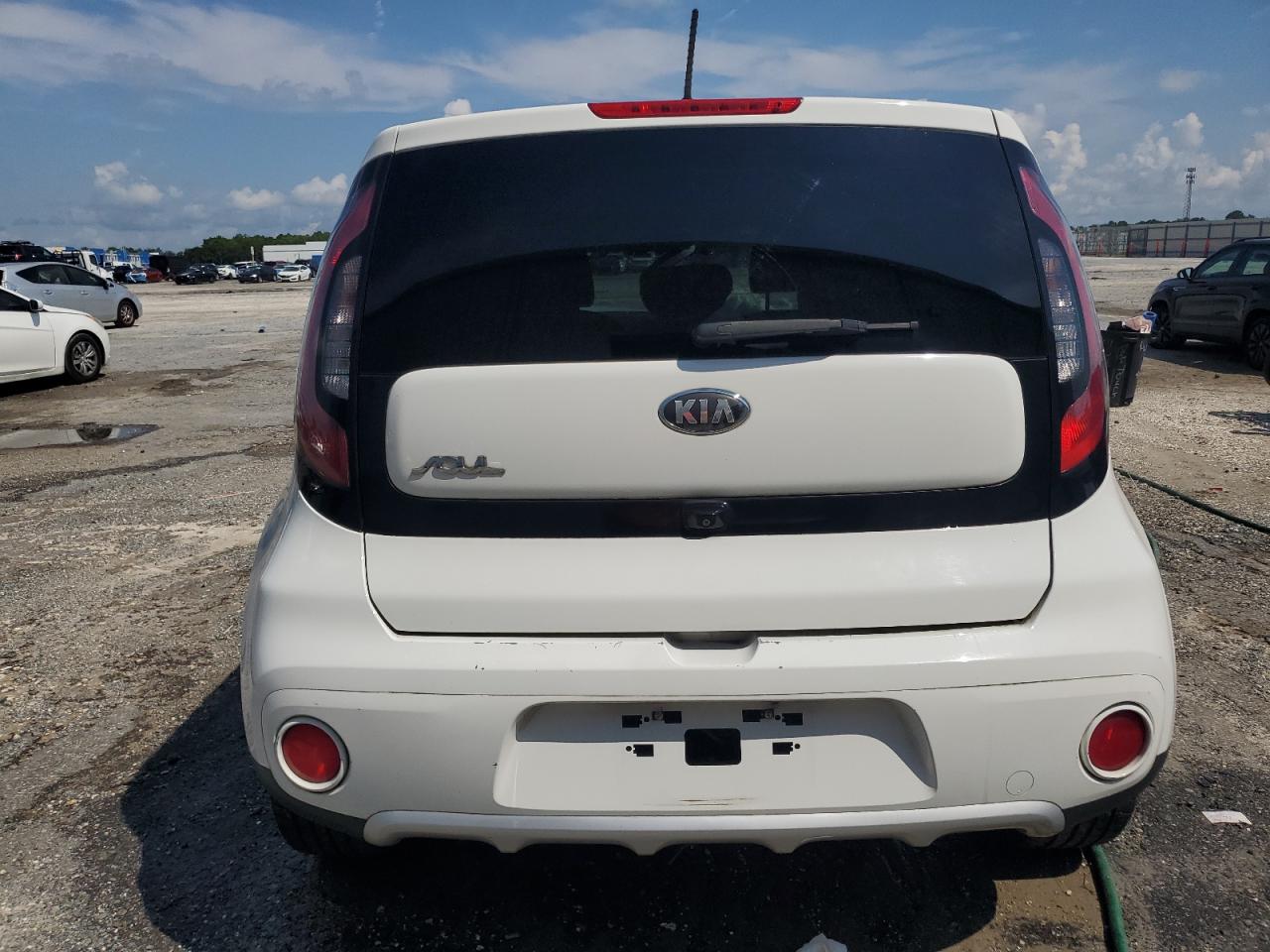 2018 Kia Soul + VIN: KNDJP3A59J7902599 Lot: 70205015