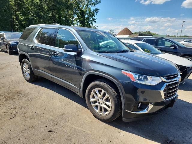  CHEVROLET TRAVERSE 2018 Серый