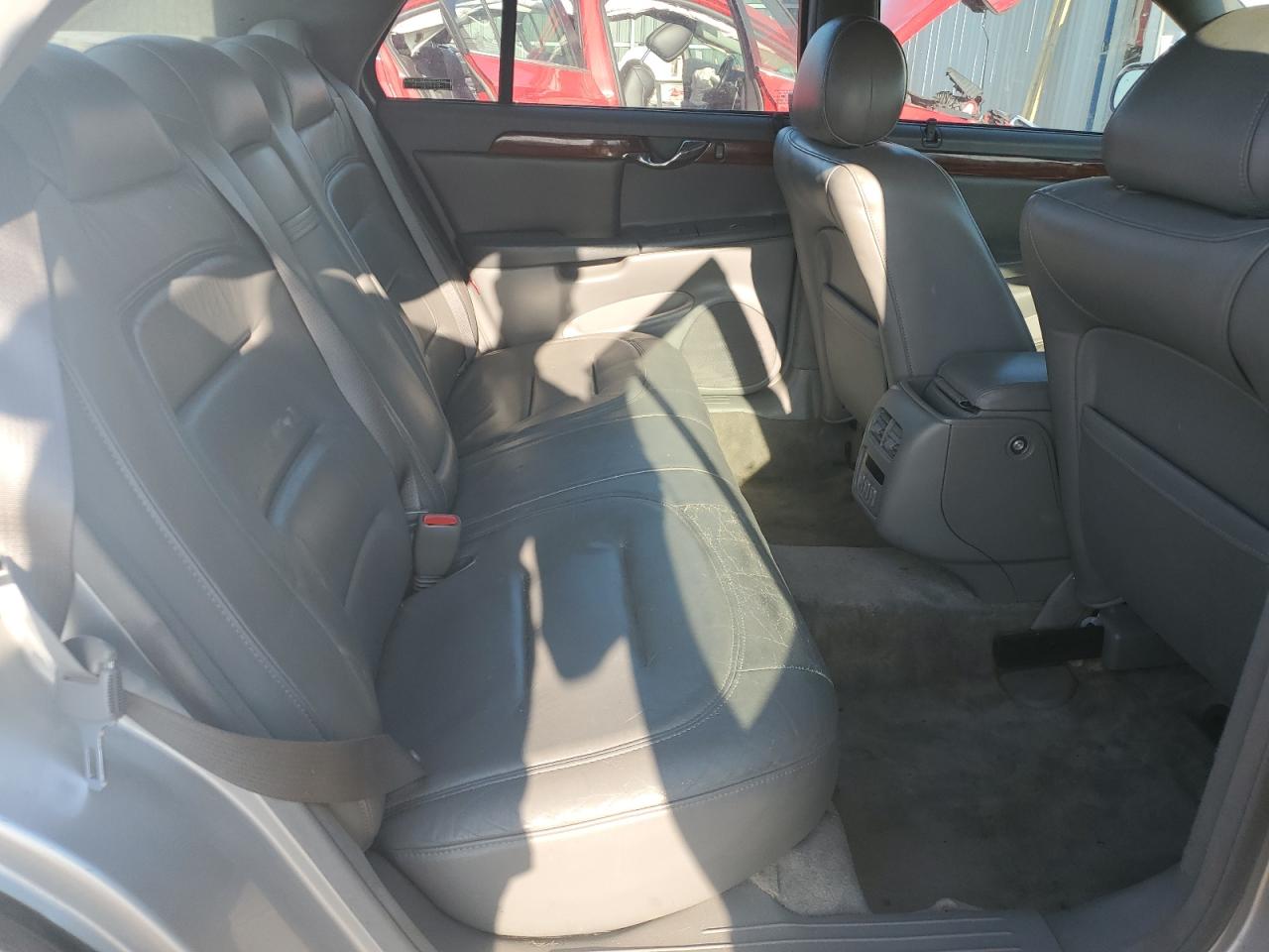 2001 Cadillac Deville VIN: 1G6KD54Y11U205382 Lot: 68302975